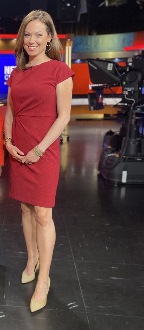 Jennifer Eagan WCVB Boston (4/30/2023) - Sexy