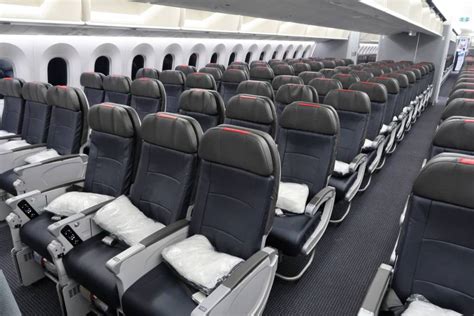 Designed to be more uplifting in every way, the cabin offers a more tranquil experience. American Airlines 787-9 (789) Dreamliner Main Cabin Extra ...