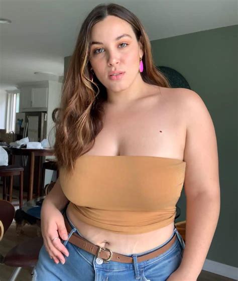 Becca Gonzalez Height Weight Bio Wiki Age Instagram