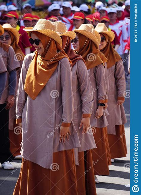 Indonesian Participating In Marching Baris Berbaris To Celebrate