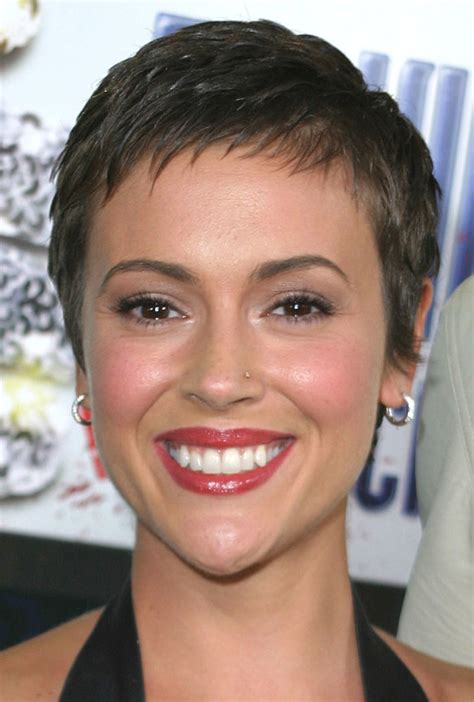 Advantages Of Very Short Natural Hairstyles Hairstyles For Women
