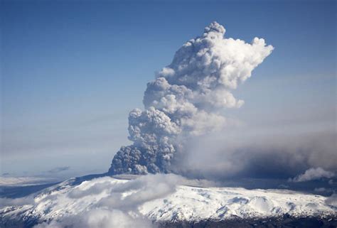Iceland Volcano Scientists Speak Out After Reports Of Katla Eruption