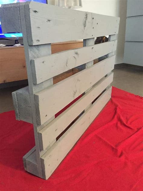 Come costruire una libreria classica. Pallet Libreia fai da te decorare una parete con bancale