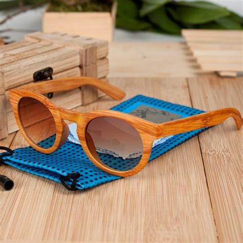 5 Reasons Why Bamboo Sunglasses Are The Must Have Accessory This Summer