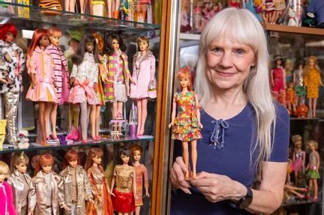 Woman 62 With 18500 Barbie Dolls Holds Guinness World Record Title Surrey Live