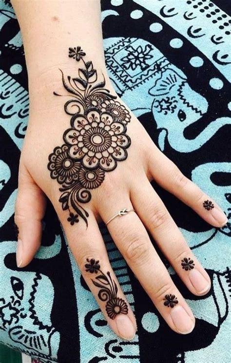 Pin By Aracelis Morales On Tatuajes Henna Tattoo Hand Simple Henna
