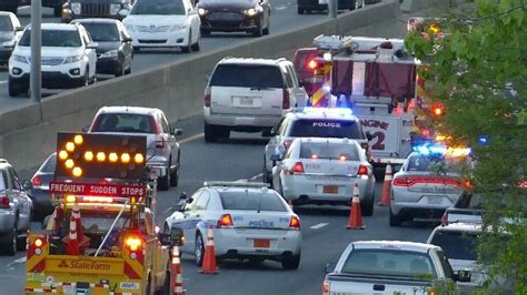 Charlotte Traffic 2 Injured In Wreck On Clanton Road And I 77