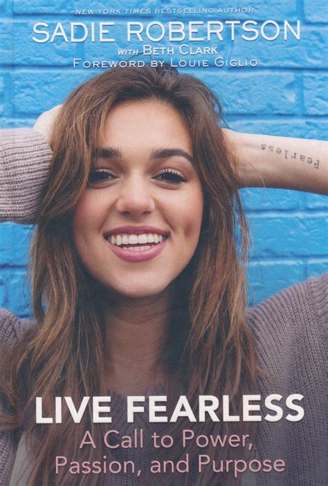 Review Sadie Robertsons Book Live Fearless Sally Matheny