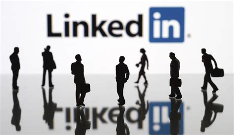 Three Simple Steps To Building A Powerful Linkedin Network