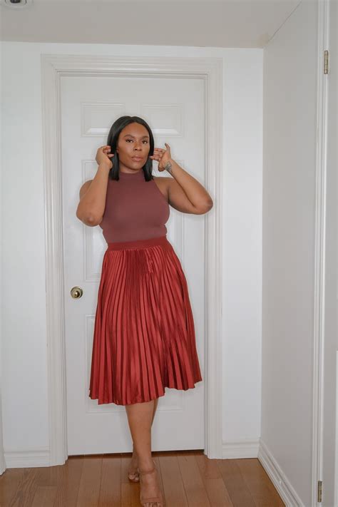 3 Ways To Style Pleated Skirts For Summer And Fall