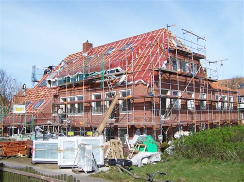 Donar vom haus wittek, unterordnung mit einem deutscher schäferhund. Winterzeit ist Bauzeit - Teil 4: Baufortgänge im April