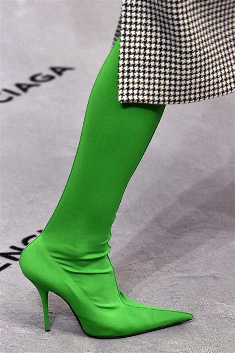 The Craziest Most Fabulous Shoes On The Runway In 2017 Trending