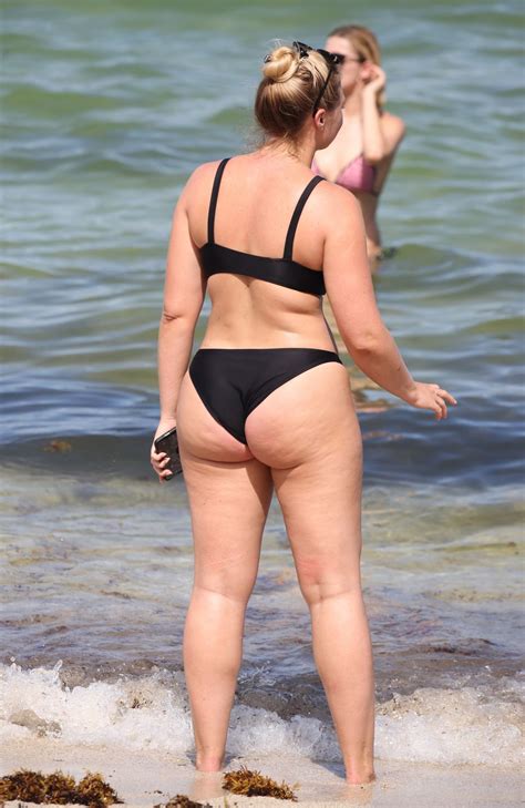Iskra Lawrence In Bikini On The Beach In Miami Hawtcelebs