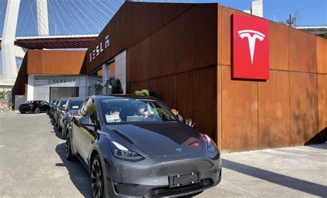 Tesla Model Y Customer Deliveries In China To Begin This Month