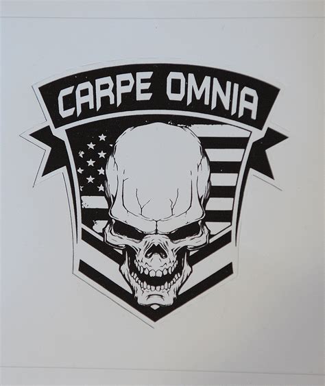 Carpe Omnia Sticker Carpe Omnia Design