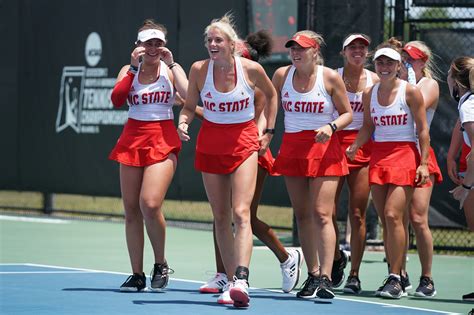 Parentingaces Tennis Articles Womens Qf Day At Ncaa Di Championships