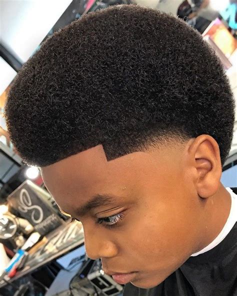 Afro oupéen, donnez un style particulier à votre chevelure avec une coupe homme adaptée à vos besoins. Top 100 Coiffures Enfants | Coiffure homme noir, Coiffure homme et Coiffure homme afro