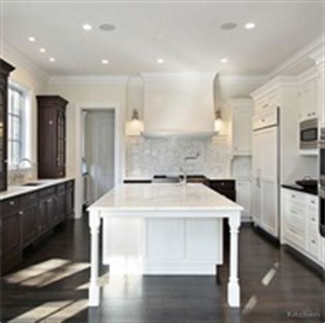 A rustic country kitchen in the early american style. Early American Kitchens - Pictures and Design Themes