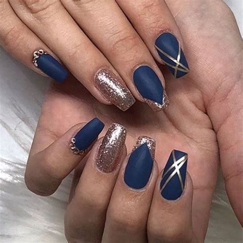 Navy Nail Art Navy Blue Nails Silver Nails Blue Nails With Glitter