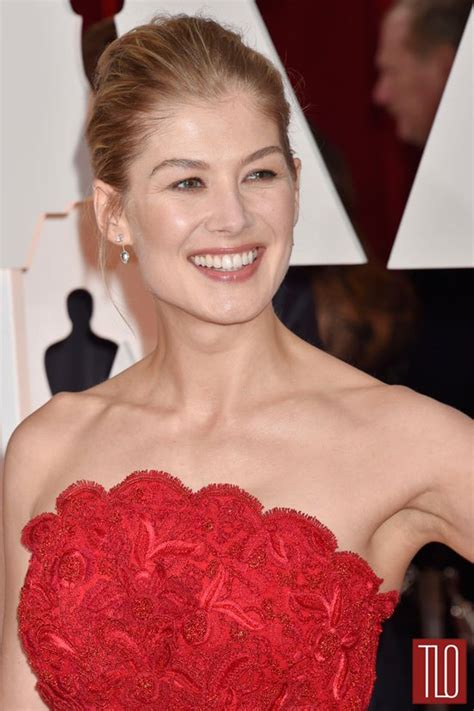 Rosamund Pike In Givenchy Couture At The Oscars Tom Lorenzo