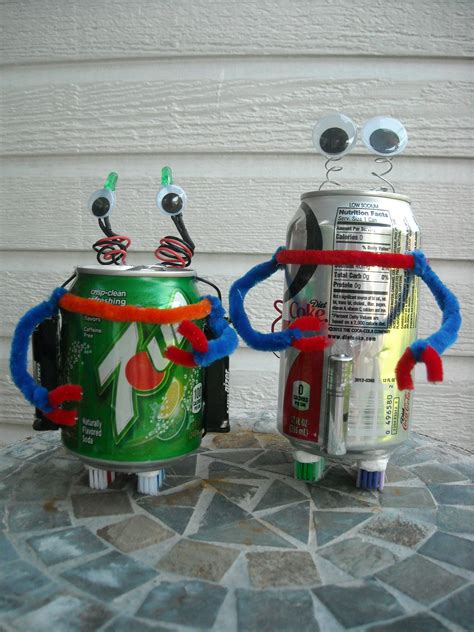 Pin By Wanette Alba On Robots And Monsters Recycled Robot Recycled