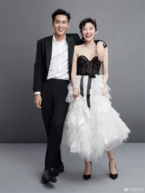 Zhang Ruoyun Shares Engagement Photos To The World Just Before Wedding