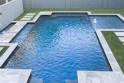 Stau Ridica Iv Fondator Modern Pool Designs In Spate Bermad Baie