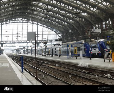 Gare Lille Europe Hi Res Stock Photography And Images Alamy