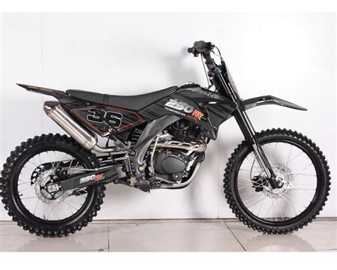 Now riding a 250cc dirt bike is really fun and requires a bit amount of practice before you ride a 250cc dirt bike. APOLLO 250cc 4-SPEED DELUXE DIRT BIKE. AGB-36 FAST FREE ...