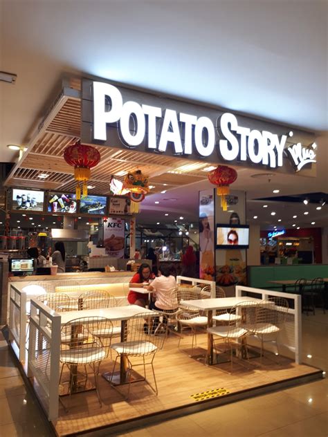 Specialize in fashion, clothes and smart casual. Potato Story Plus @Plaza Merdeka - Teaspoon