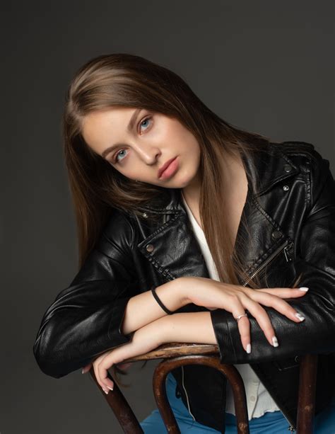 Anastasia L Aurora Model Management
