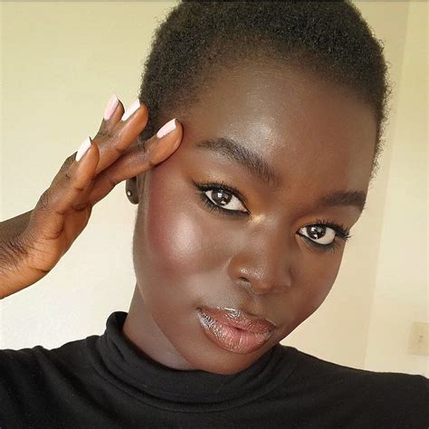 The Best Makeup For Dark Skin A Comprehensive Guide 2022