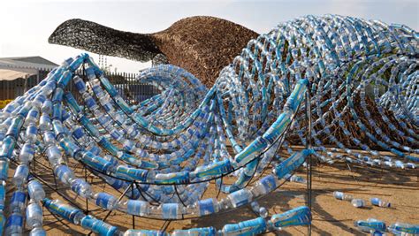 12 Inspiring Works Of Art On Plastic Pollution — Plastic Pollution