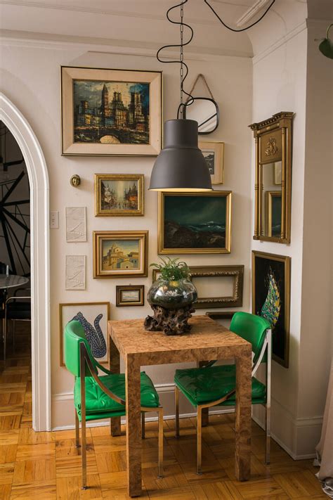 Lively conversation at your dinner parties excites the senses, and delicious food tingles the taste buds. 07) Small Dining Room Ideas - Hang Plenty of Framed Art ...