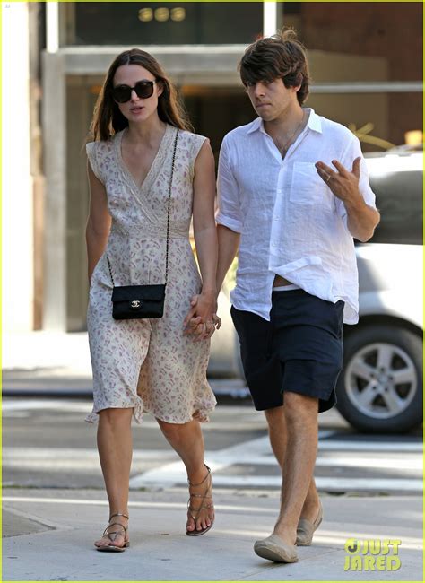 Keira Knightley Shows Off Post Baby Bod On Stroll With Hubby James Righton Photo