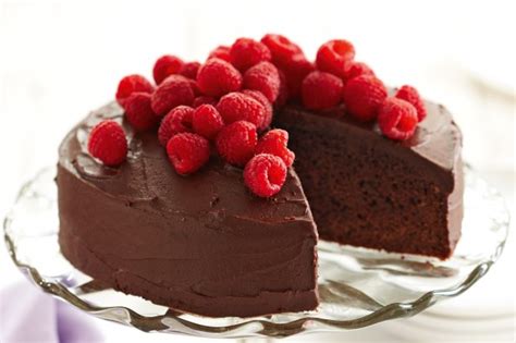 A healthy and low fat chocolate cake recipe that tastes so sinful you will never believe it! Low Fat Cake Recipes collection - www.taste.com.au