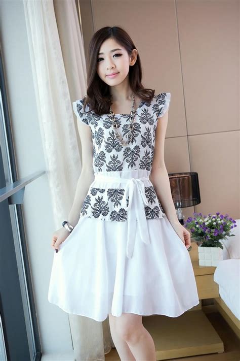 Segera beli dress dengan kerah v untuk memberi kesan seksi nan anggun. Shirtdress Model Dress Terbaru dari Korea