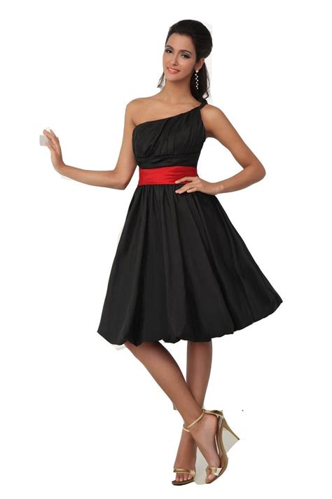 Dreaming of the perfect little white dress? short red bridesmaid dresses with black | Top 50 Short-Red ...