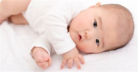 Your 4 Month Old Baby What To Expect Netmums