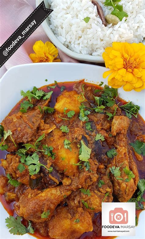 Add the crushed tomatoes and curry leaves. Easy Lamb or Chicken Curry (Durban Style) | Foodeva Marsay
