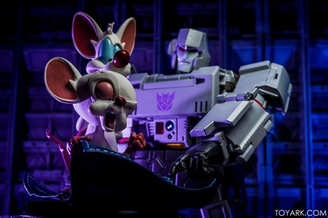 Qmx Pinky And The Brain Q Fig Photo Review The Toyark News