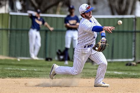 Gallery Dwu Baseball Against Mount Marty On Saturday At Cadwell Park