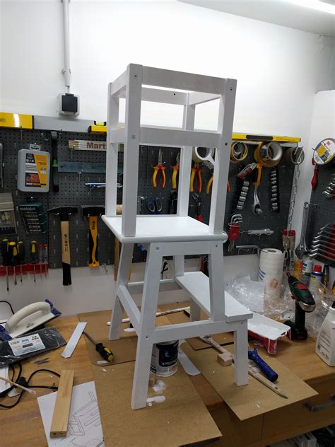 Learn how to write html. DIY Learning Tower - Ikea Hack - gabelschereblog