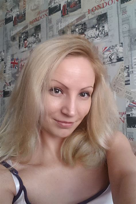 Meet Beautiful Russian Woman Anna 39