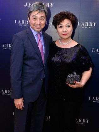 Penghargaan sebagai menghargai sumbangan beliau pada negara, sebuah jalan di kuala lumpur, jalan tun tan siew sin. Larry Splendour 2014 | Tatler Singapore