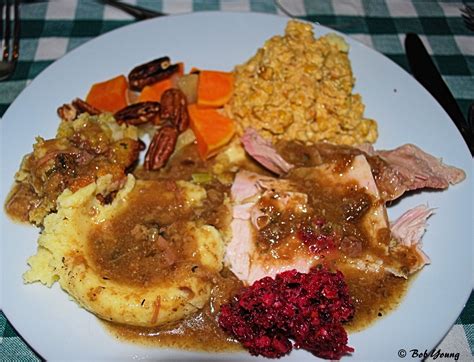 Every thanksgiving & christmas i make a a wide spread of my and my families favorite soul food dishes. 10 Most Popular Soul Food Thanksgiving Menu Ideas 2020