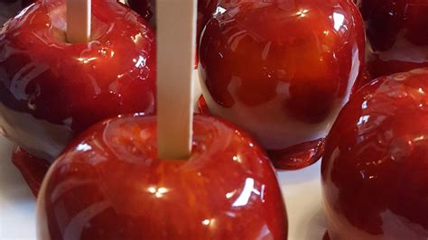 Cinnamon Candied Apples