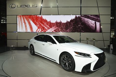 Lexus Ls 500 F Sport Makes Debut In New York Pictures Photos