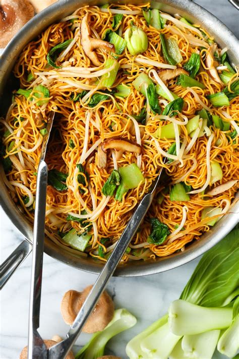 Easy Chow Mein Damn Delicious Recipe Easy Chow Mein Recipe Chow Mein Recipe Traditional