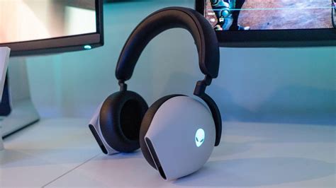Alienwares New Premium Gaming Headset Looks Incredible